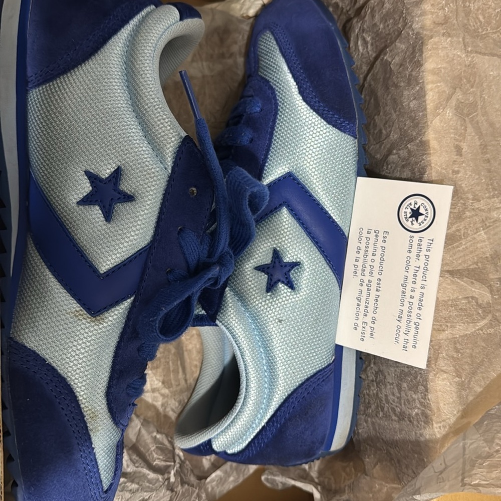Converse Size 9 - Picture 7 of 7
